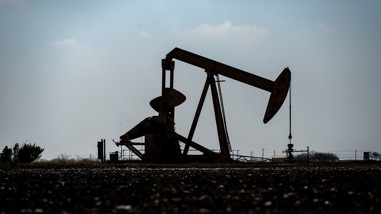 Saudi Arabia crude exports face 4% global supply risk as Houthis tighten Red Sea grip